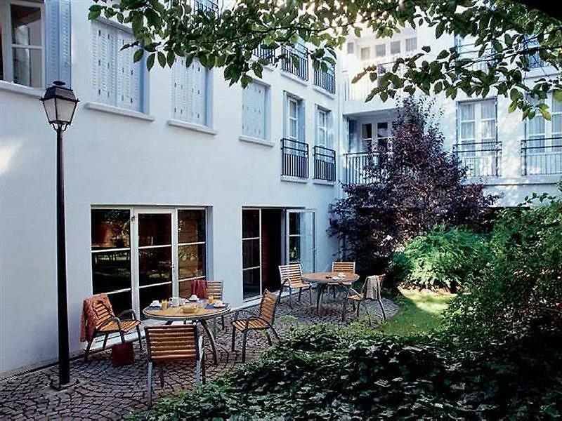 Aparthotel Adagio Paris Montmartre