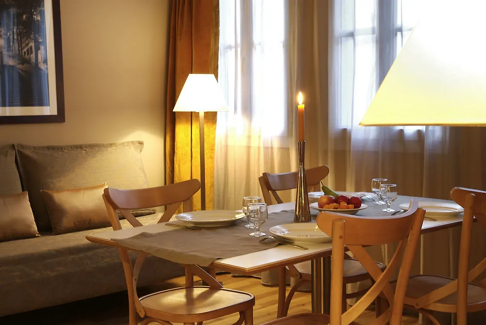 Aparthotel Adagio Paris Montmartre